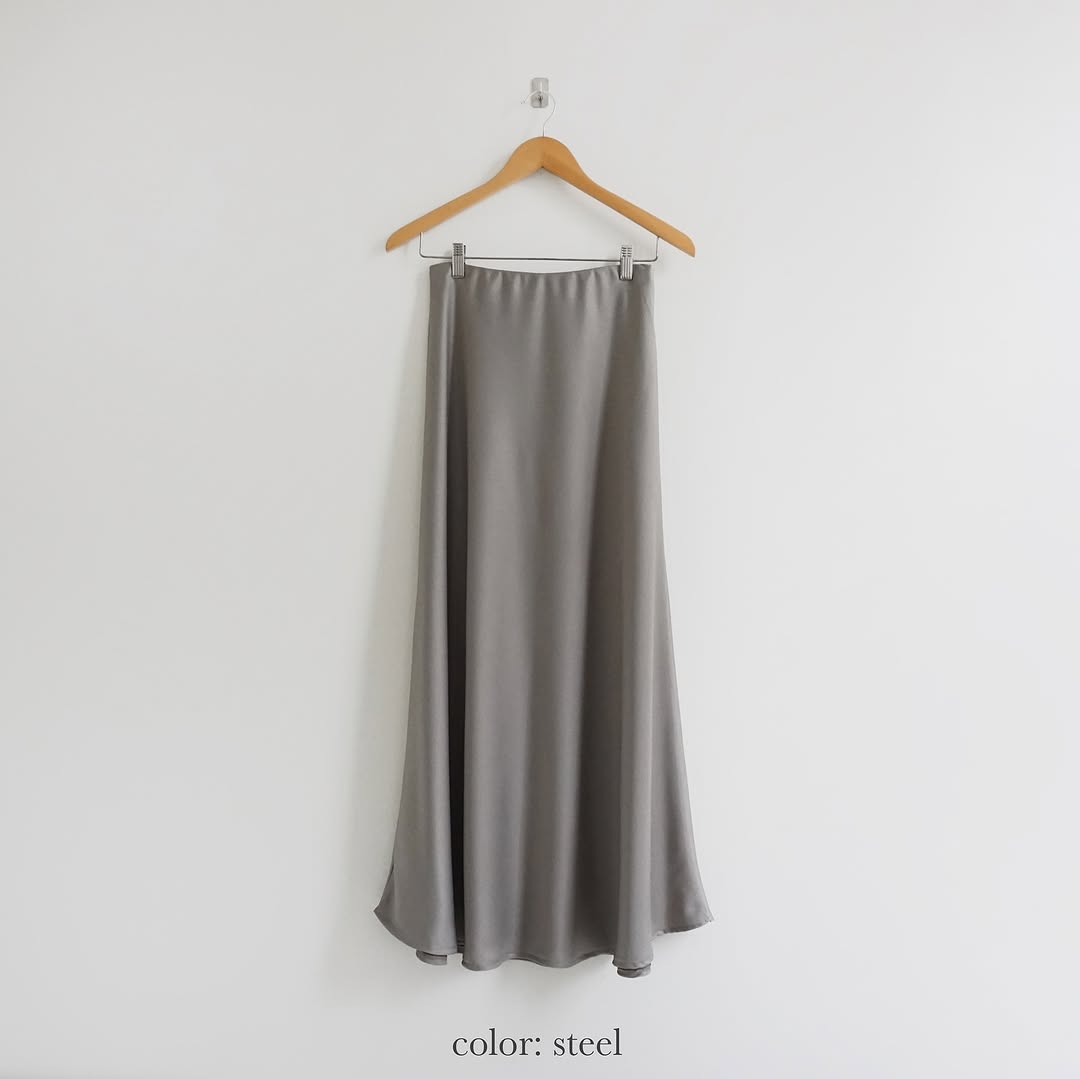 STEEL GREY| SATIN MIDI SKIRT