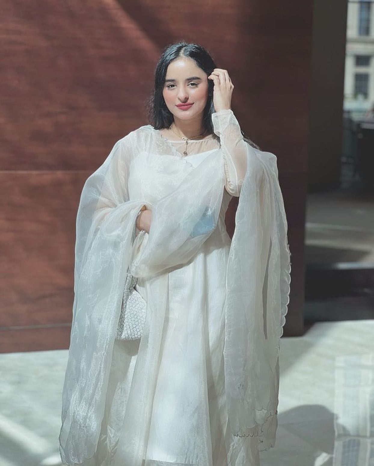 White Rose - suidhagaofficial